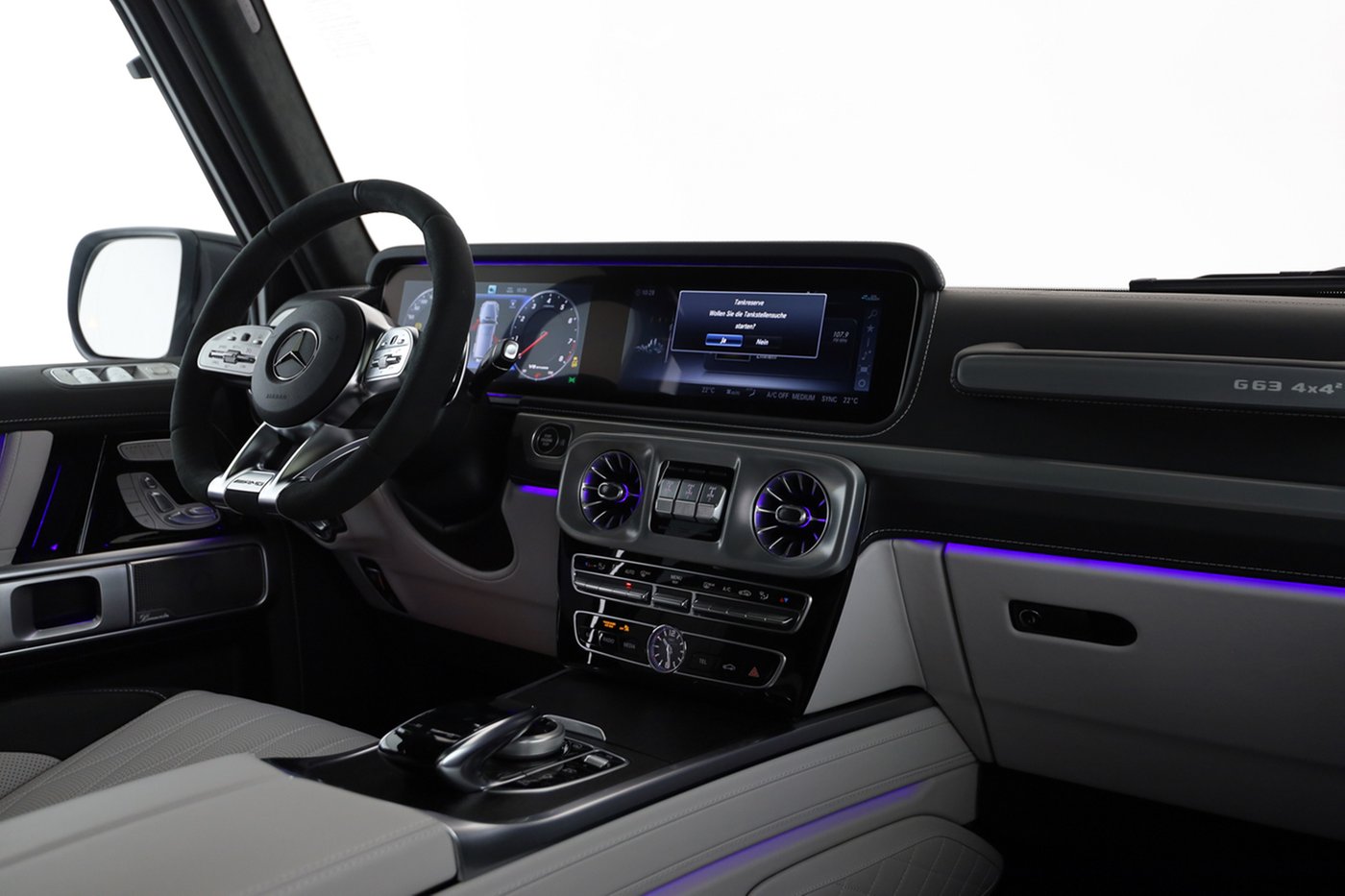 Mercedes-Benz G 63 AMG 4x4² Widescreen SHD Comand Burmester 36
