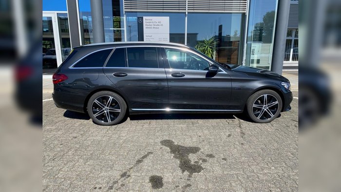 Mercedes-Benz C 300 e T Avantgarde Distronic Multibeam 360