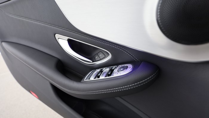 Mercedes-Benz C 200 AMG Night Navi AUT 360 LED SHZ Park-Ass.